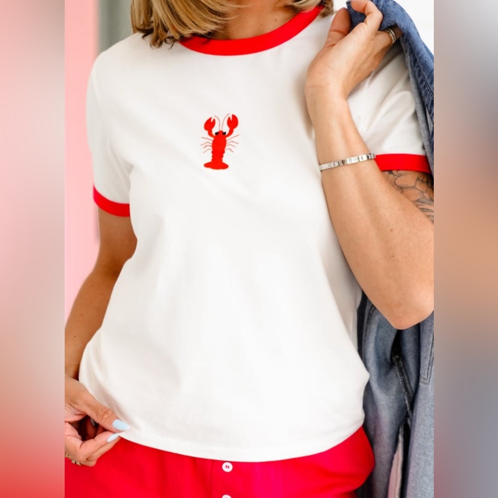 Wishlist White and Red Lobster Tee - size Small NIB
